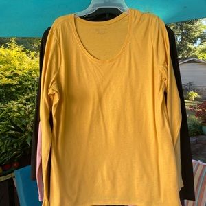 Multiples Colors long sleeves shirts